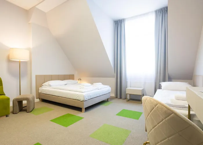 Moon Apartmanhotel 3*