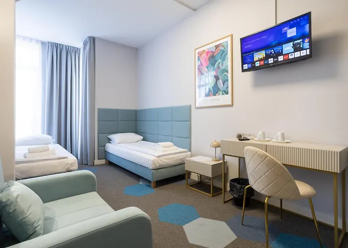 Moon Apartmanhotel 3*