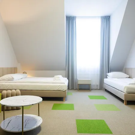 Moon Apart Otel Wroclaw