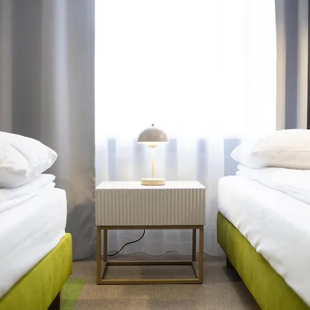 شقة فندقية Moon 3*